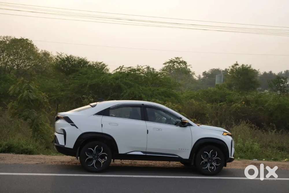 Tata Curvv Creative Plus 2024 Petrol