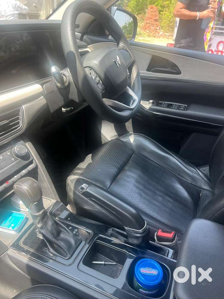 Mahindra Xuv700 2022 Diesel Automatic Well Maintained