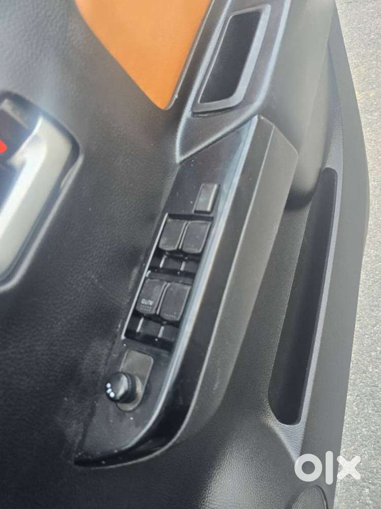 Maruti Suzuki Wagon R 1.0 Vxi Amt, 2017, Petrol