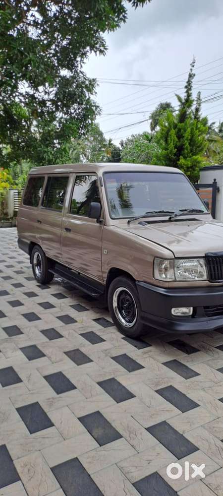 Toyota Qualis Diesel 2004