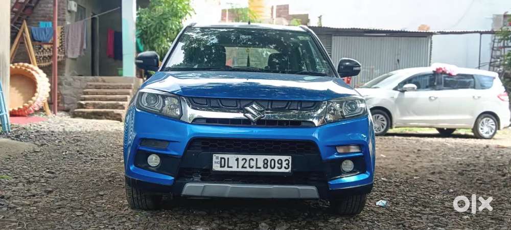 2018 Maruti Suzuki Brezza Zdi+ Dual Tone