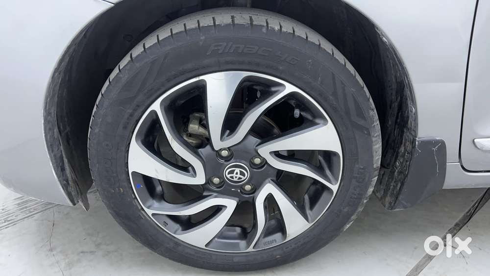 Toyota Glanza V Cvt, 2020, Petrol