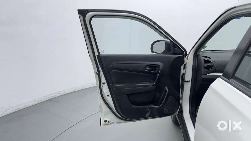 Maruti Suzuki Vitara Brezza 1.5 Vxi, 2022, Cng & Hybrids