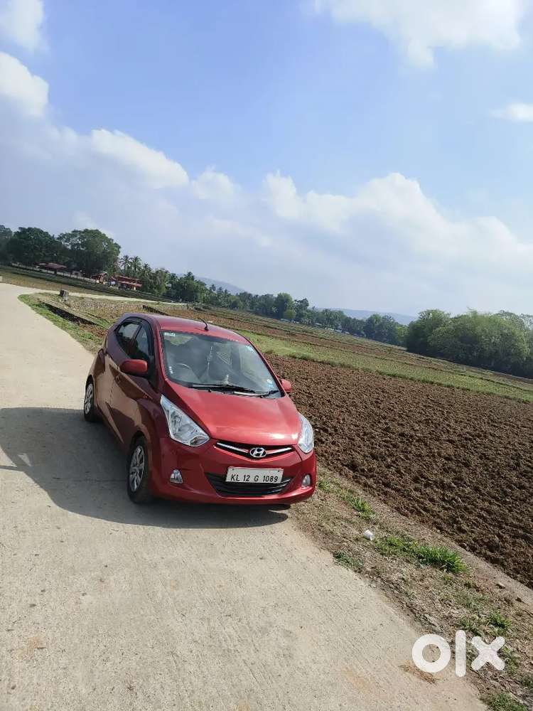 Hyundai Eon Sportz 2012