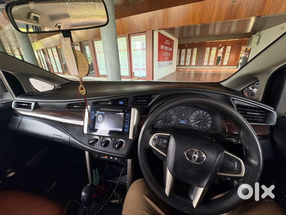 Toyota Innova Crysta