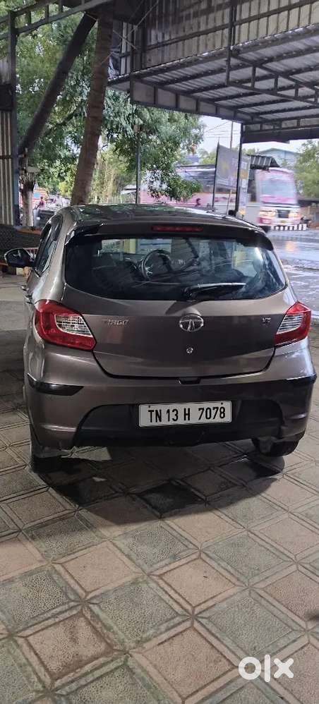 Tata Tiago Xz Top Model Single Owner Doctor Usage  Company Service