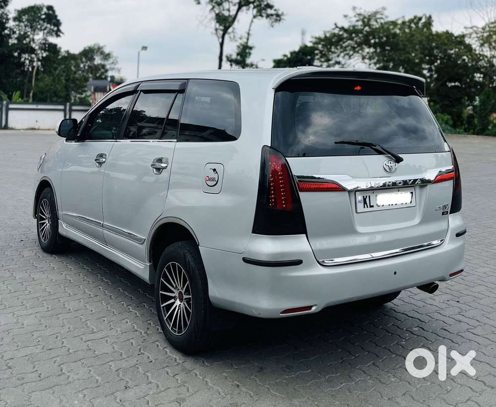 Toyota Innova 2.5 V 7 Str, 2013, Diesel