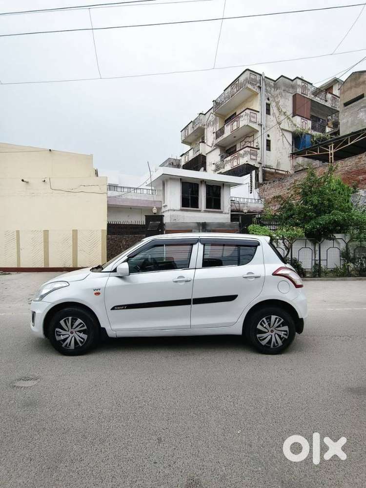 Maruti Suzuki Swift Lxi Optional-o, 2016, Cng & Hybrids