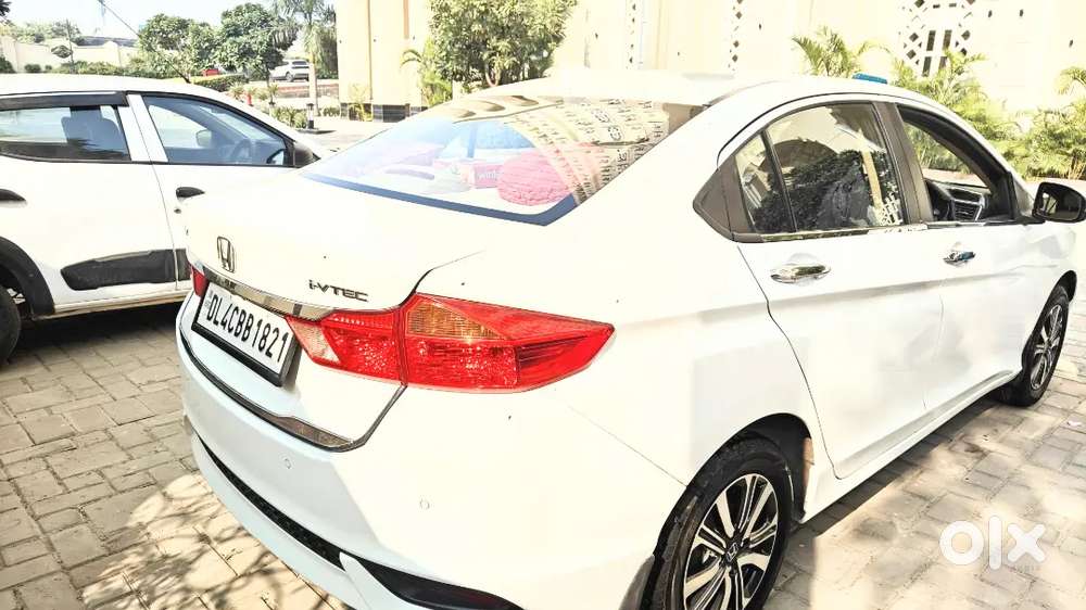 Single Owner-honda City 2022 Petrol 67000 Km Driven