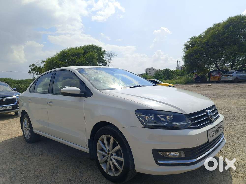 Volkswagen Vento 1.2 Tsi Highline Plus At, 2017, Petrol
