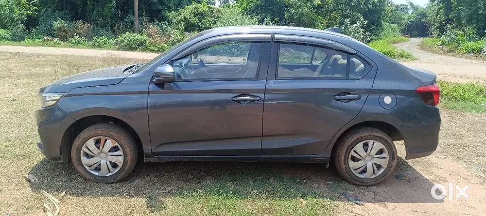 Honda Amaze 2022 Petrol 67500 Km Driven