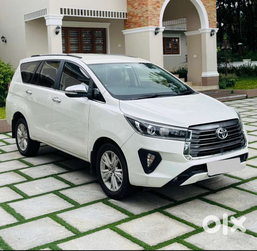 Toyota Crysta Automatic 2016