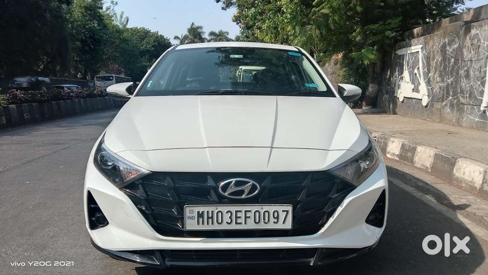 Hyundai I20 Asta (o) 1.2 Mt, 2023, Petrol