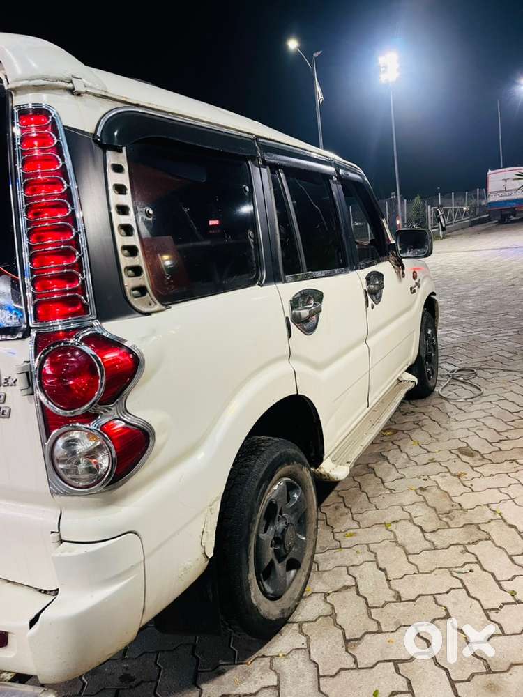 Mahindra Scorpio 2010 Diesel Well Maintained