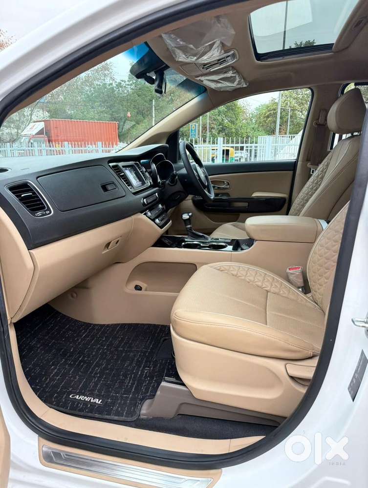 Kia Carnival Limousine Plus 7 Str, 2022, Diesel