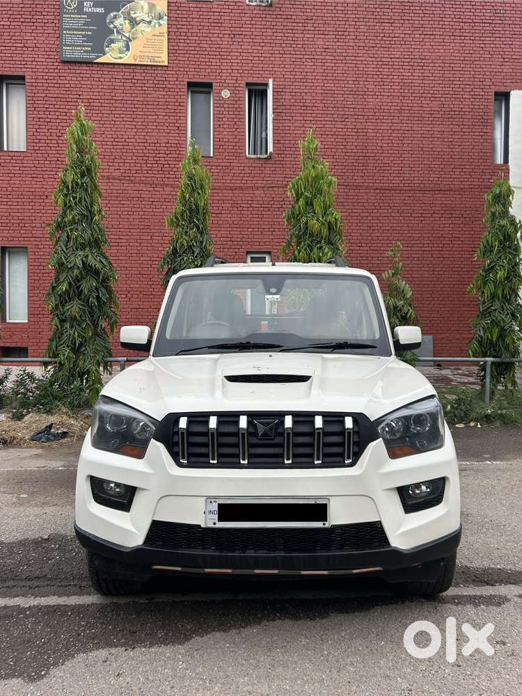 Mahindra Scorpio Classic 2.2 S 11 Mt 7 Str, 2017, Diesel