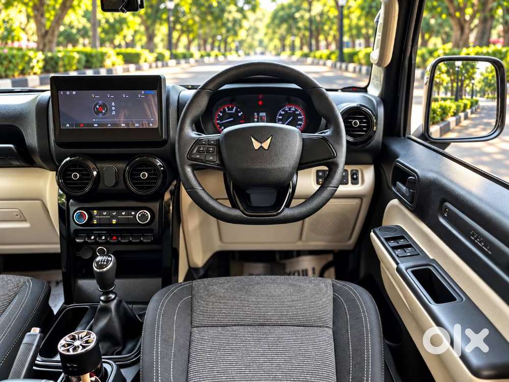 Mahindra Thar Roxx Mx1 Petrol Mt 2wd, 2025, Petrol