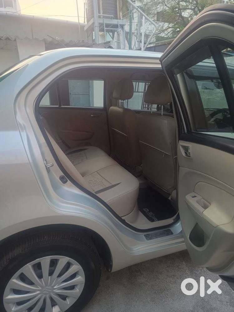 Maruti Suzuki Swift Dzire Vxi Optional, 2017, Petrol