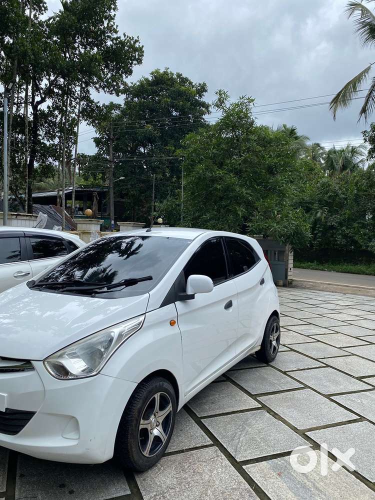 Hyundai Eon Petrol Well Maintained