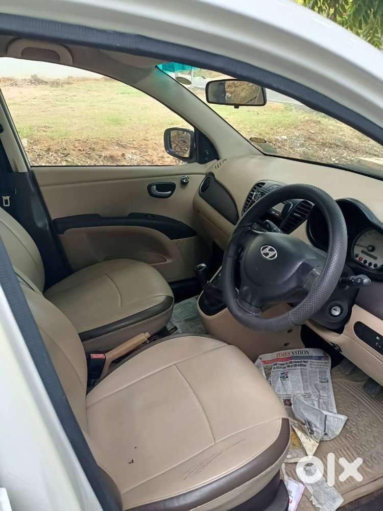 Hyundai I10 2015 Petrol Well Maintained Family Used Car For Sale