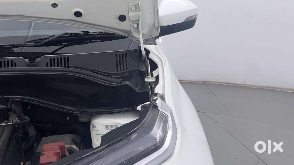 Tata Punch Accomplished Amt Sunroof, 2024, Petrol