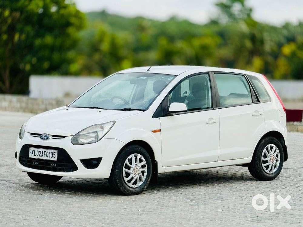 Ford Figo Diesel Titanium, 2010, Petrol
