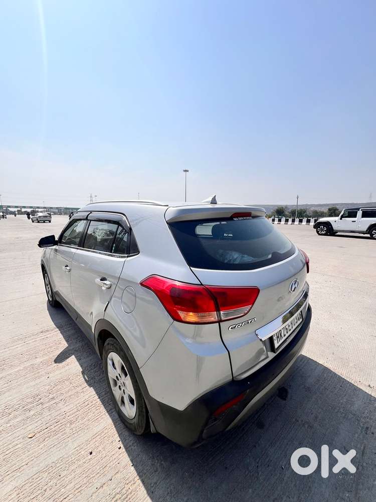 Hyundai Creta Diesel  1st Owner  Full Hyundai Service  Excellent Co