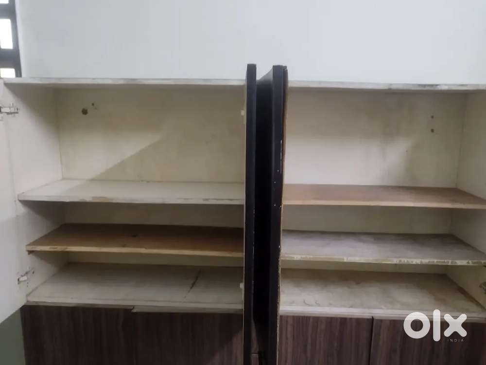 1 no. Cupboards and 2 nos. hanging cupboard