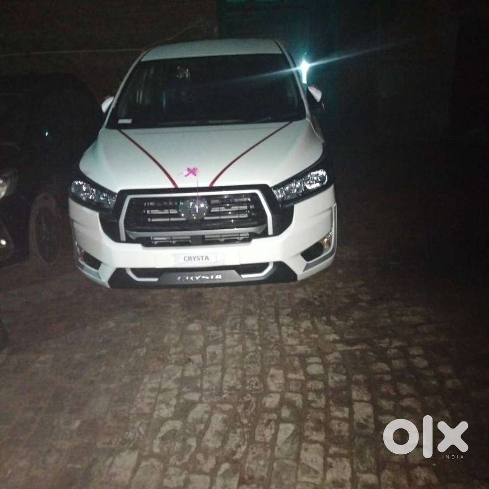 Toyota Innova Crysta 2026 Diesel 10000 Km Driven