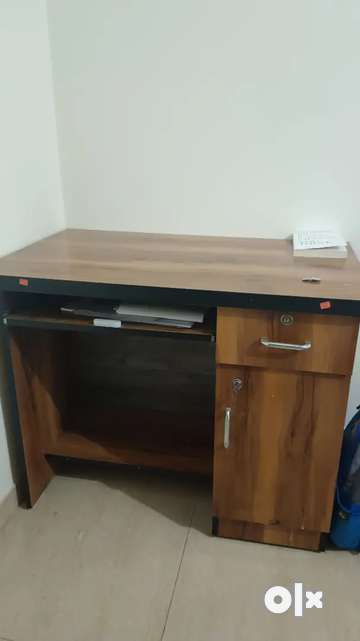 Olx old deals study table