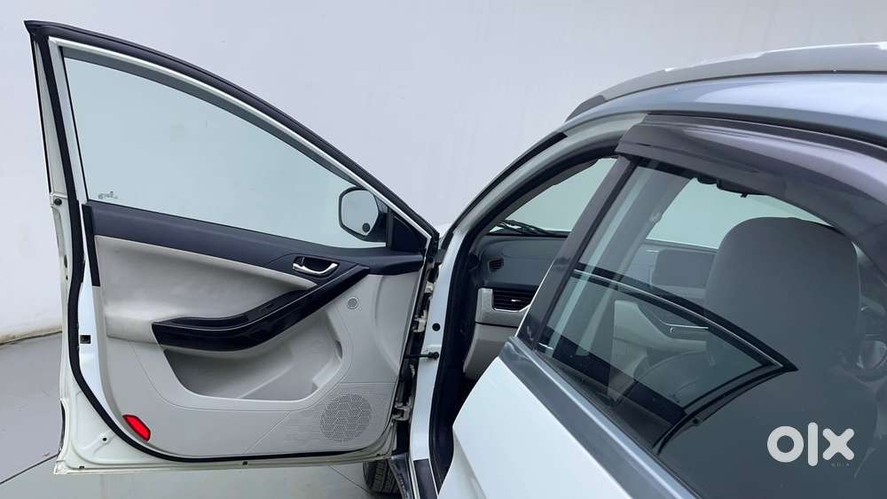 Tata Nexon 1.2 Revotron Xza Plus (o), 2020, Petrol