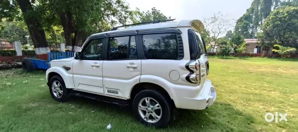 Mahindra Scorpio 2016 Diesel 110000 Km Driven