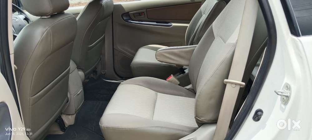 Toyota Innova 2.5 G (diesel) 8 Seater, 2014, Diesel