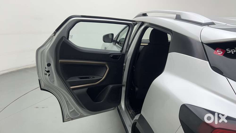 Renault Kiger Rxt Opt, 2022, Petrol