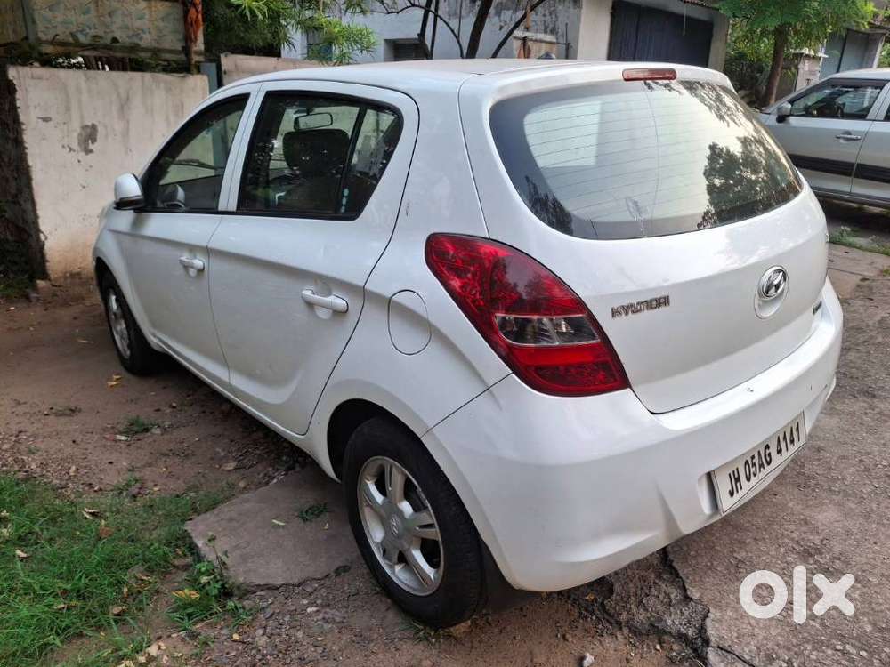 Hyundai I20 Sportz 1.2 Bs-iv, 2011, Petrol