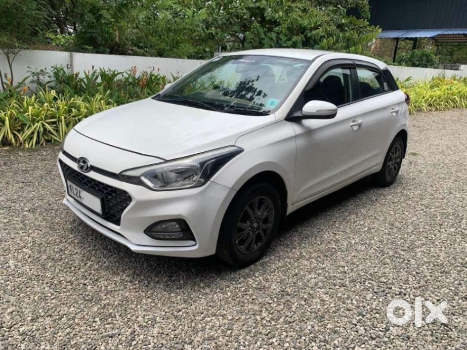 Hyundai I20 Asta (o) 1.2 Mt, 2019, Petrol