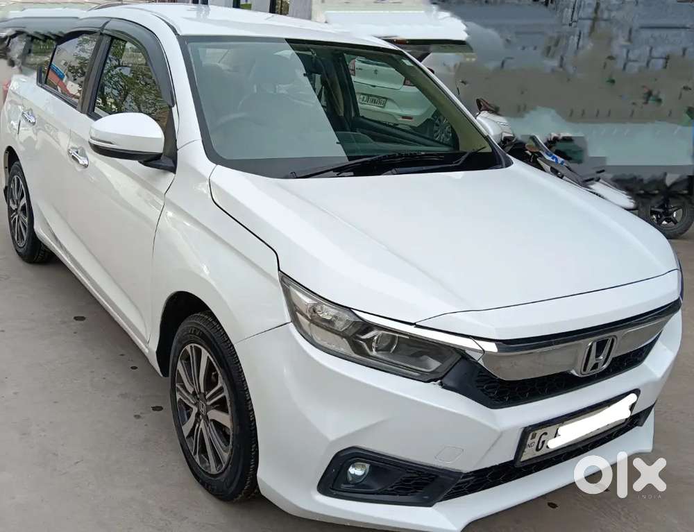 Honda Amaze 2nd Gen 2022 Petrol 15800 Km Driven