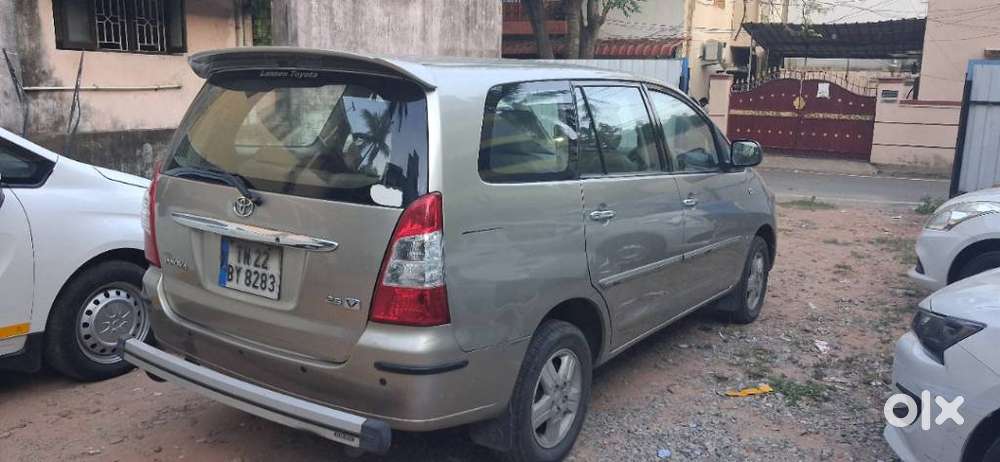 Toyota Innova 2.5 V 7seater Crysta Edition, 2008, Diesel