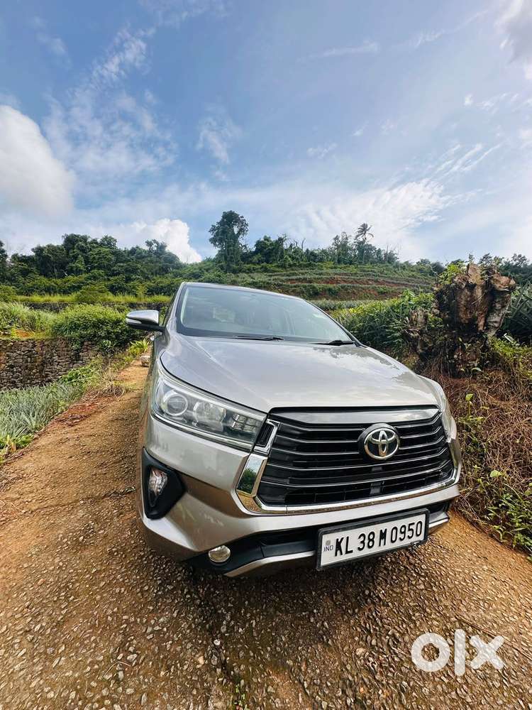 Toyota Innova Crysta 2.8 Zx At, 2016, Diesel
