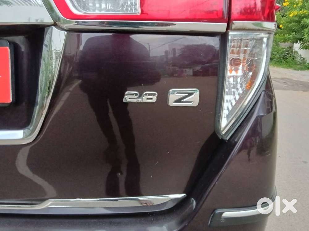 Toyota Innova Crysta 2.8 Z, 2016, Diesel
