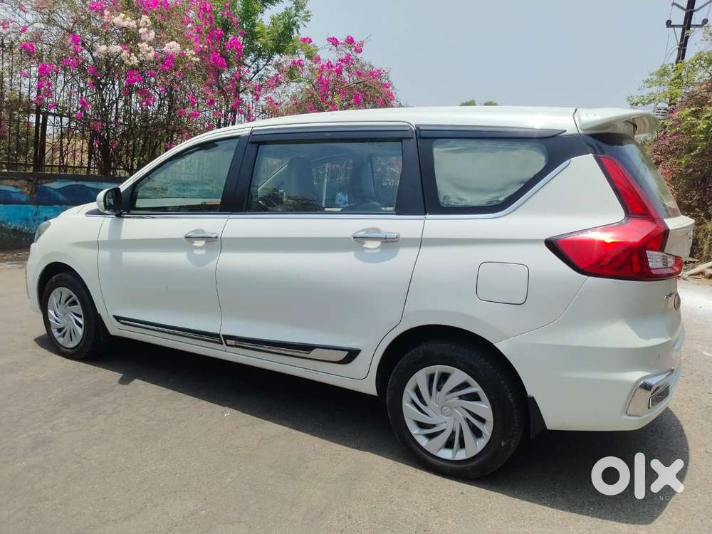 Maruti Suzuki Ertiga 2022-2023 Vxi Cng, 2022, Cng & Hybrids