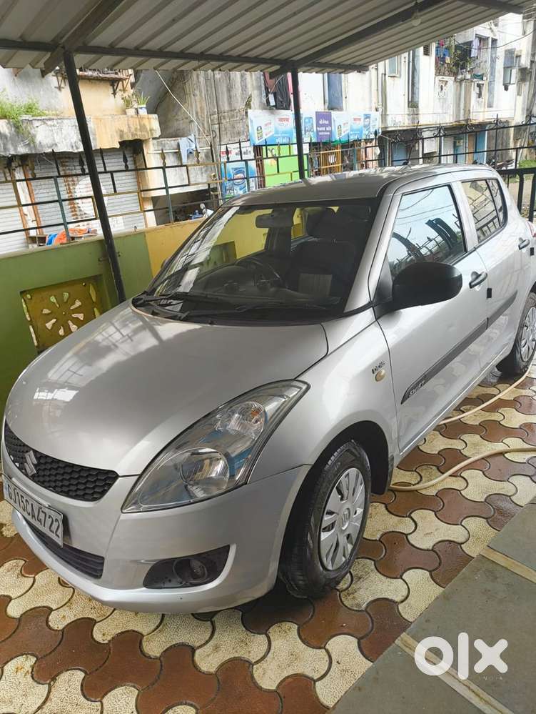 Maruti Suzuki Swift 2012 Diesel 122000  Km Driven