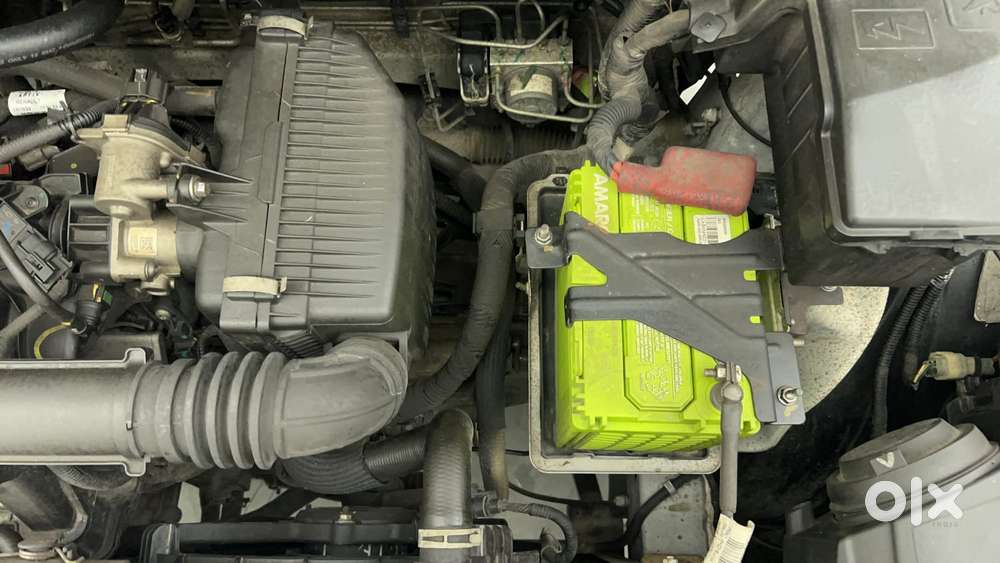 Renault Triber Rxz, 2022, Petrol