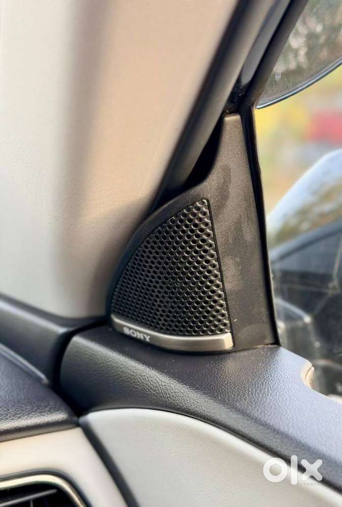 Mahindra Xuv700 2.2 Ax 7 Diesel At Luxury Pack Str, 2025, Diesel