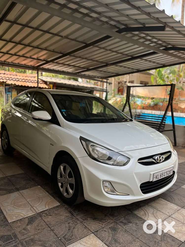 Hyundai Verna 1.6 Sx 2012