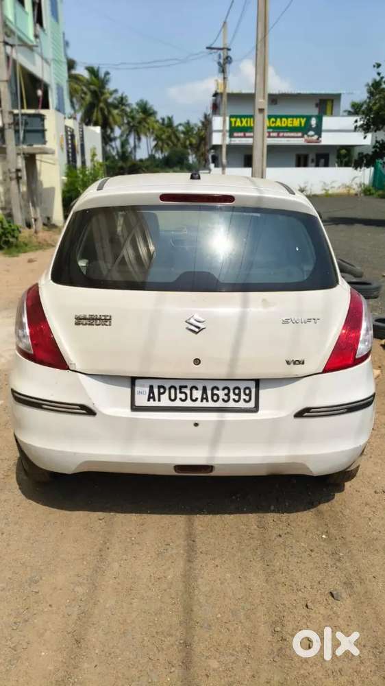 Maruti Suzuki Swift 2012