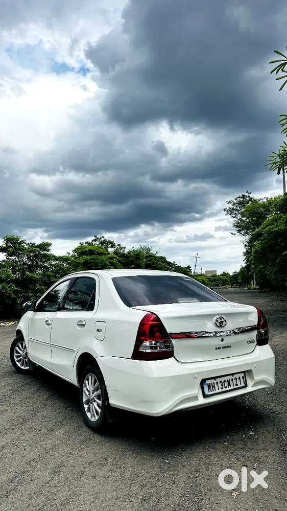 Toyota Etios 2016 Diesel 170603 Km Driven