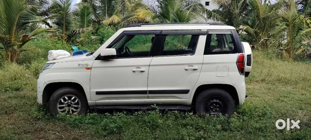 Mahindra Tuv 300 2018