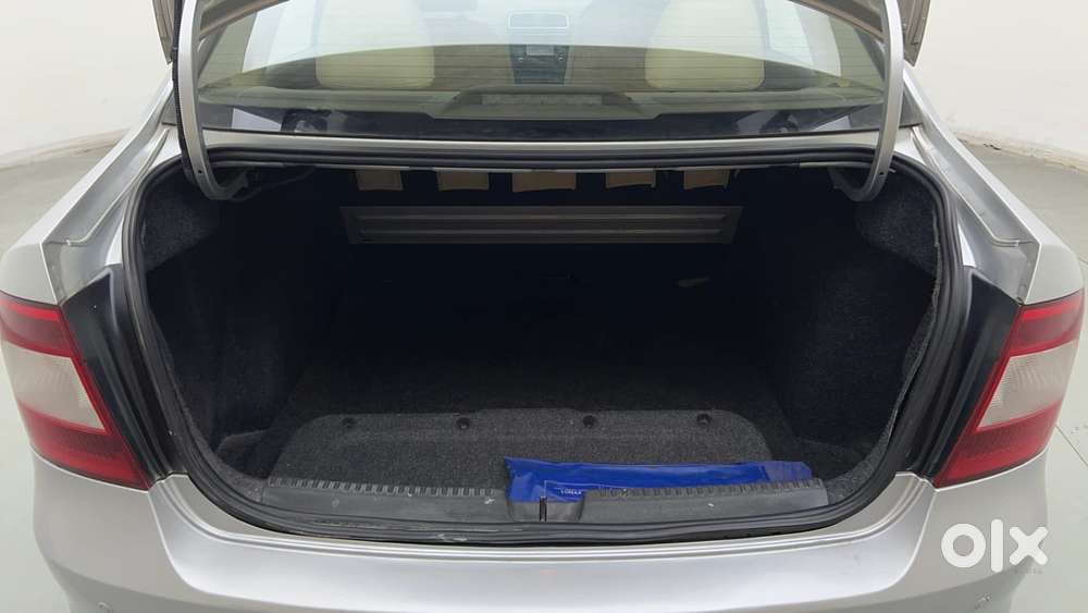Skoda Rapid 1.6 Mpi At Style, 2016, Petrol