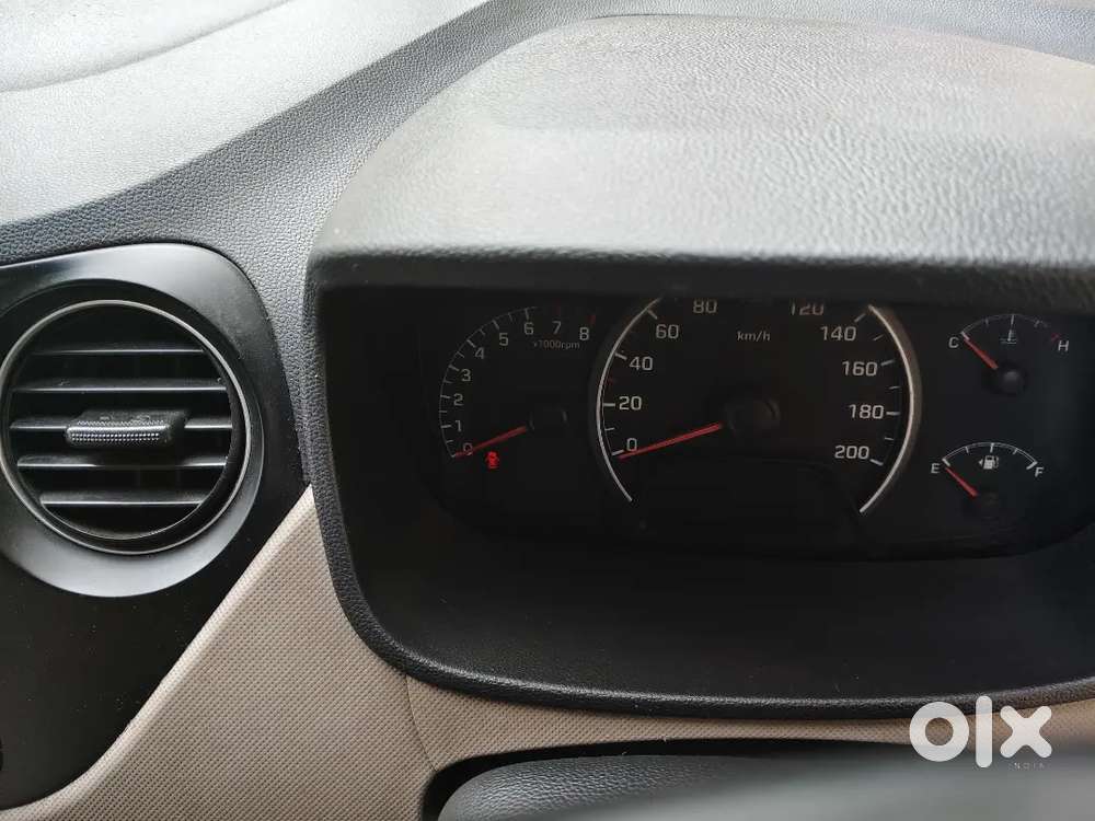 2014 Hyundai Grand I10 मैन्युअल पेट्रोल
